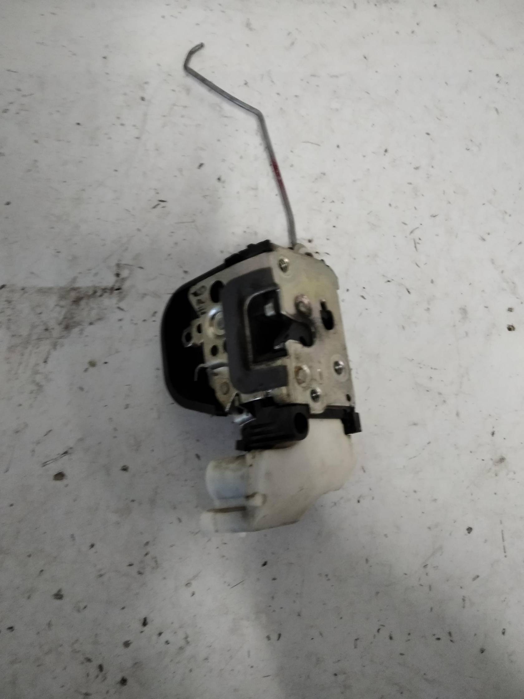 Serratura porta ant. dx.